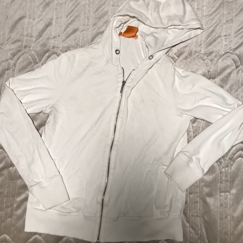 Tory Burch sweated. SOLD!!